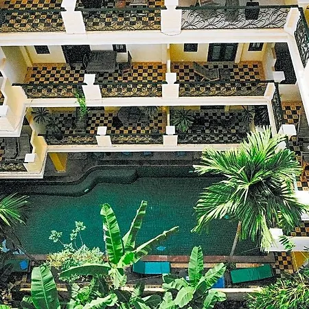 Golden Banana Boutique Resort